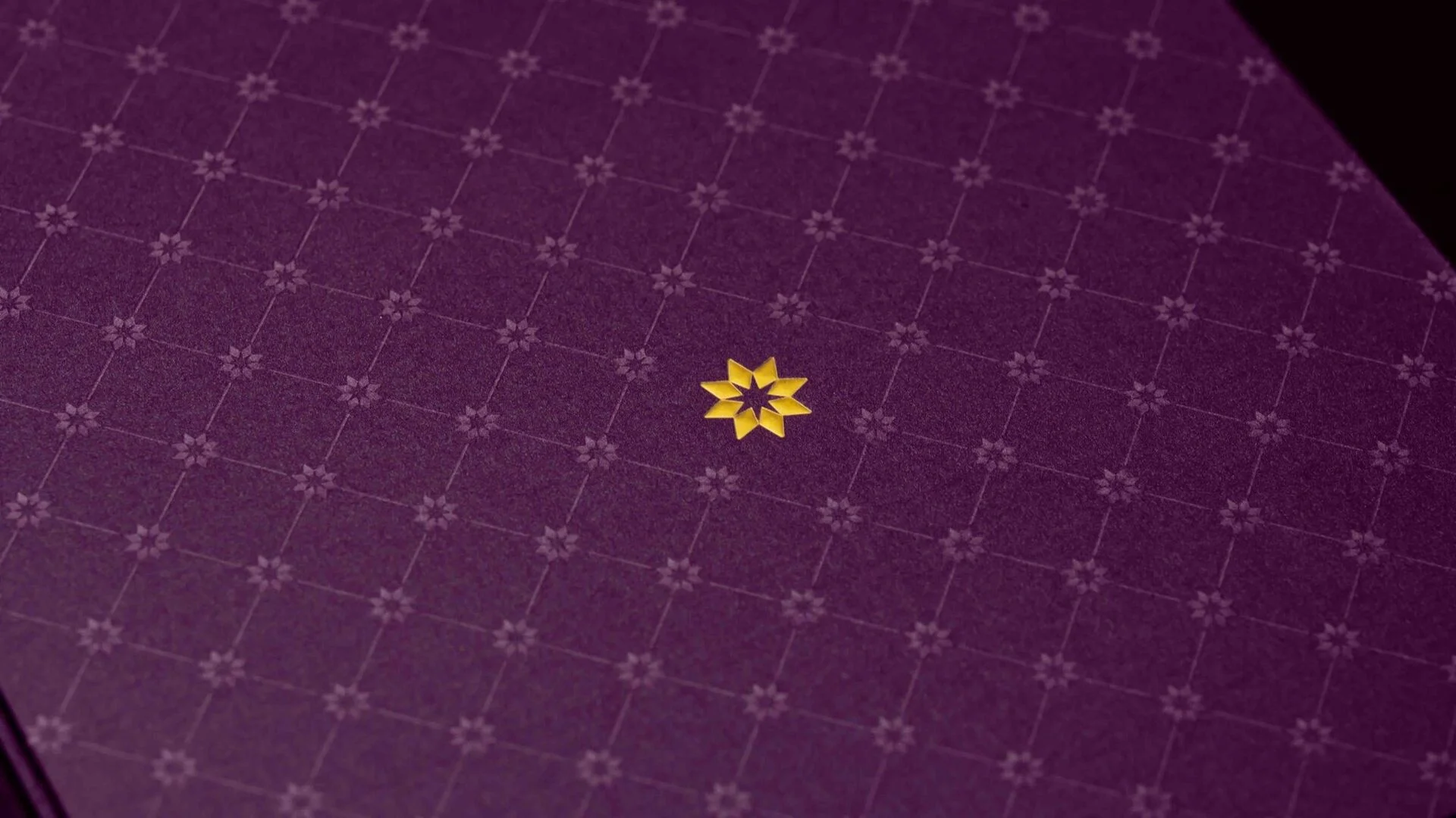 Saïmetti — packaging composé d'un pattern inspiré du zellige marocain.