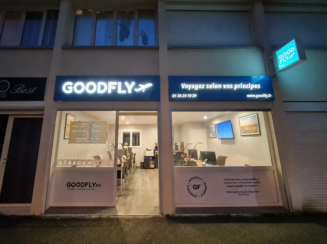 Devanture Goodfly — façade agence à Paris